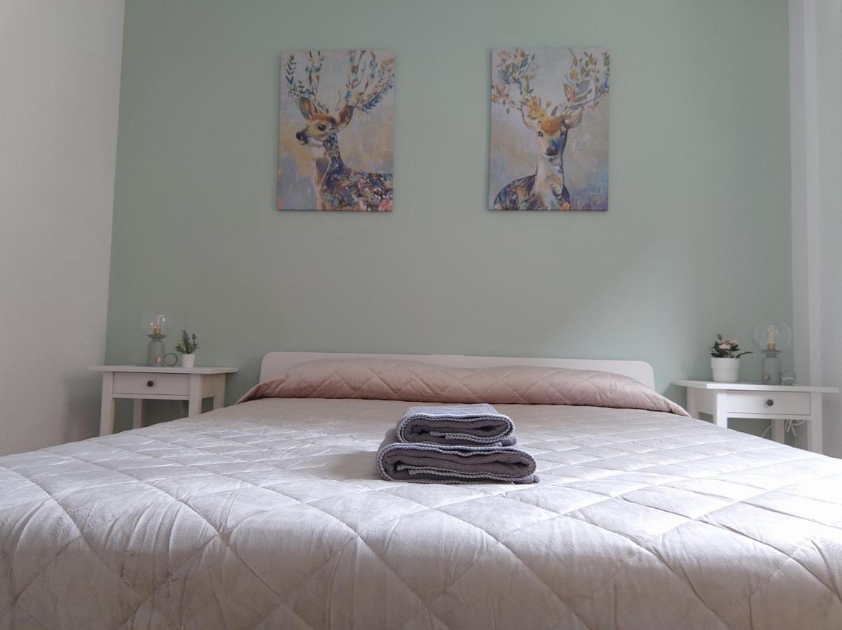 8Beds Vila-Seca Exteriér fotografie
